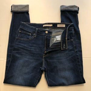 Levi’s 721 High Rise Skinny Selvedge Jeans Size 27